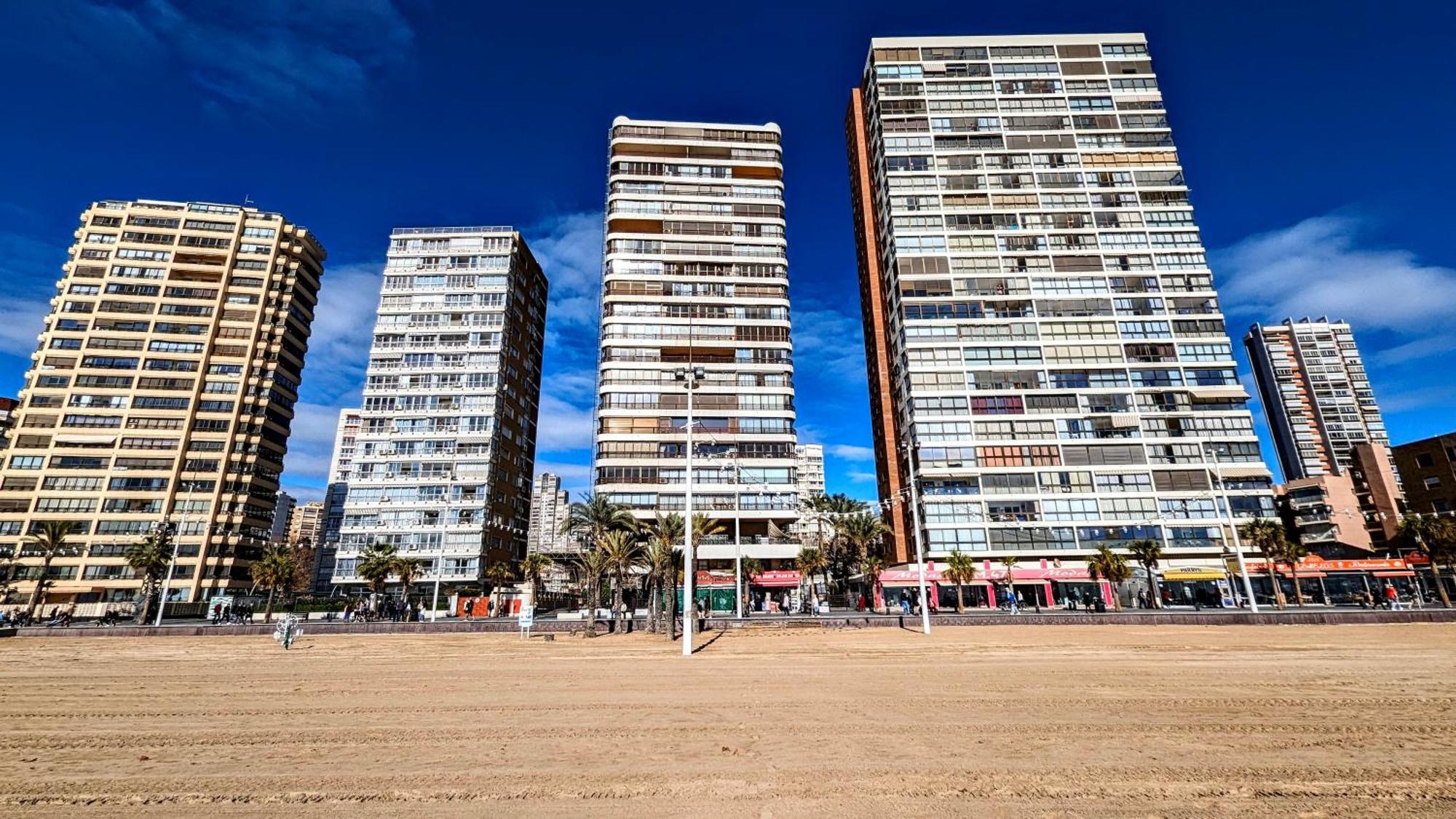 Las Arenas Sea Front Apartments Benidorm Exteriér fotografie