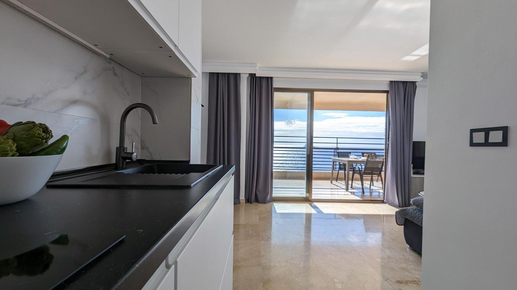 Las Arenas Sea Front Apartments Benidorm Exteriér fotografie
