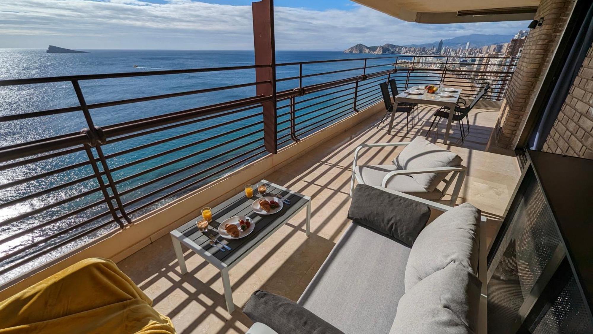 Las Arenas Sea Front Apartments Benidorm Exteriér fotografie