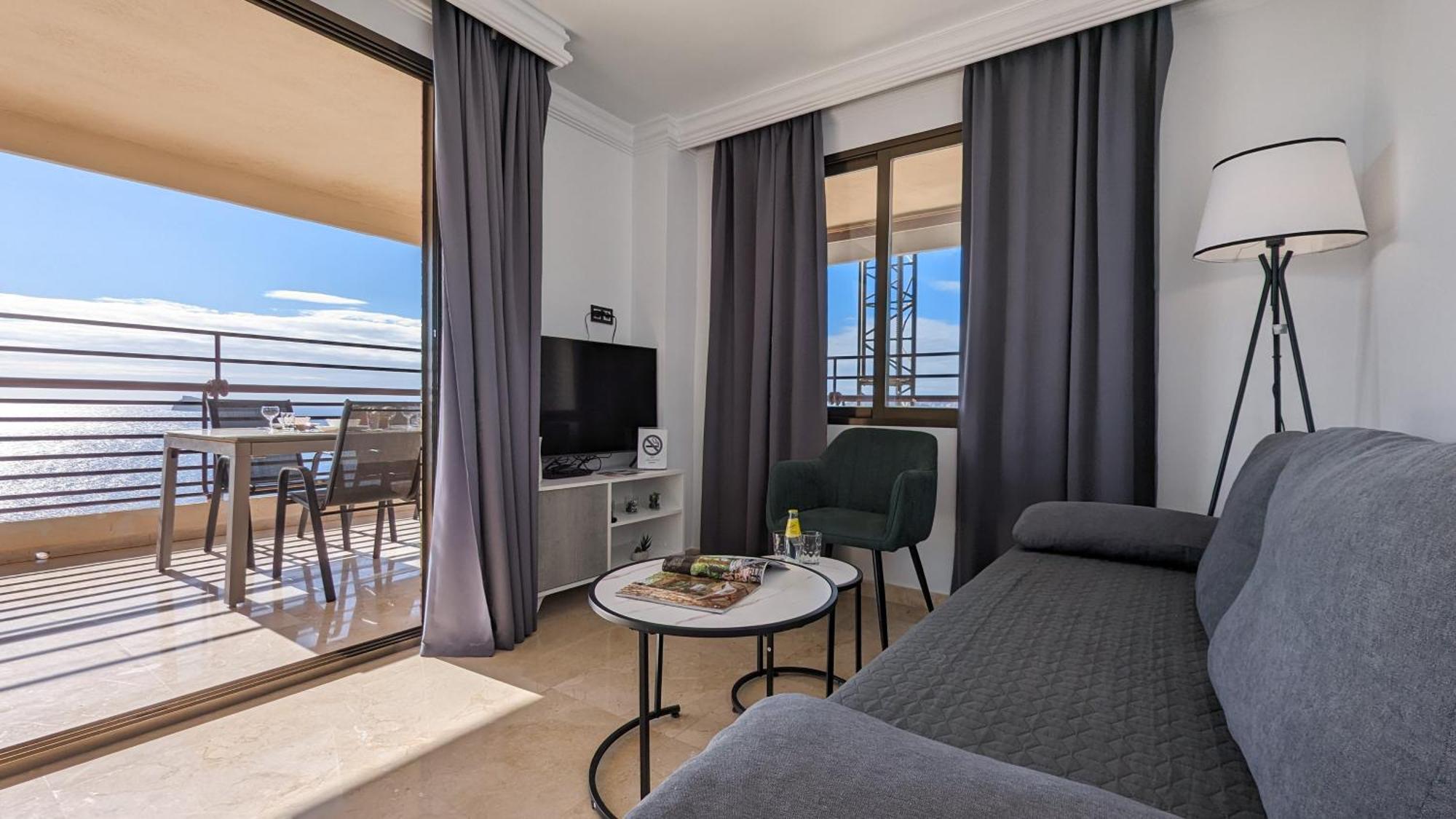 Las Arenas Sea Front Apartments Benidorm Exteriér fotografie